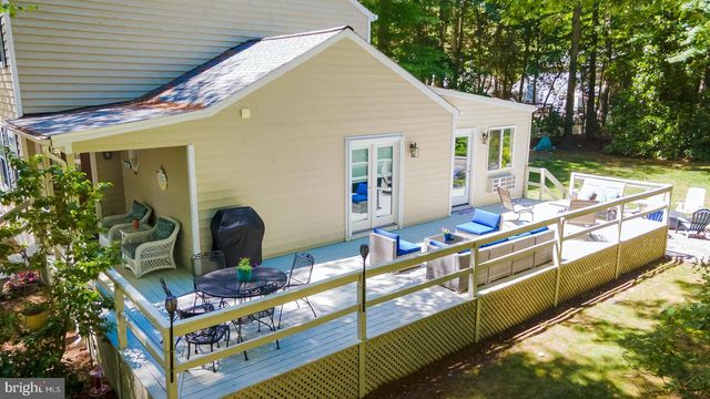 13 COLUMBIA AVE, Ocean View, DE 19970