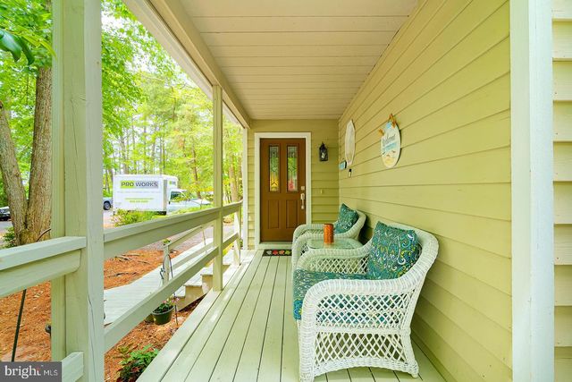 13 COLUMBIA AVE, Ocean View, DE 19970
