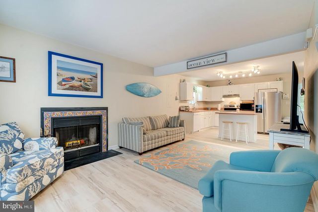 13 COLUMBIA AVE, Ocean View, DE 19970