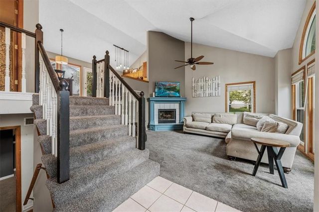 22012 W 48th Street, Shawnee, KS 66226