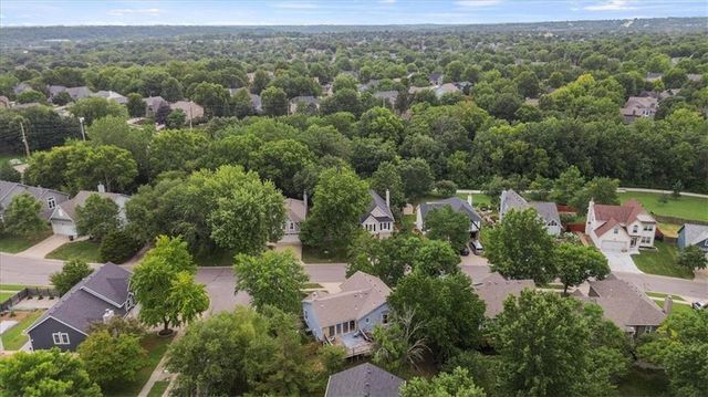 22012 W 48th Street, Shawnee, KS 66226