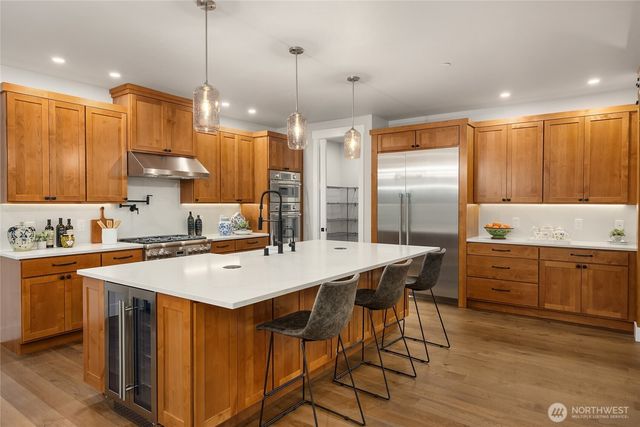 7535 NE West Port Madison Road, Bainbridge Island, WA 98110