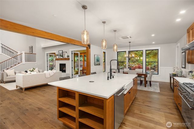 7535 NE West Port Madison Road, Bainbridge Island, WA 98110