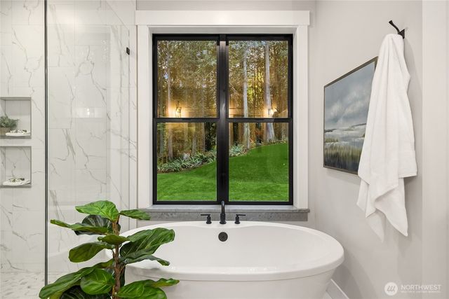 7535 NE West Port Madison Road, Bainbridge Island, WA 98110