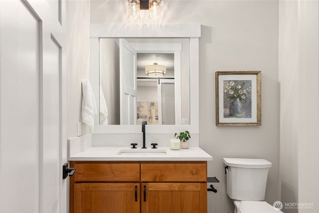 7535 NE West Port Madison Road, Bainbridge Island, WA 98110