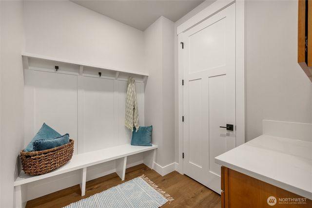 7535 NE West Port Madison Road, Bainbridge Island, WA 98110