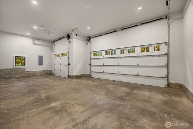 7535 NE West Port Madison Road, Bainbridge Island, WA 98110