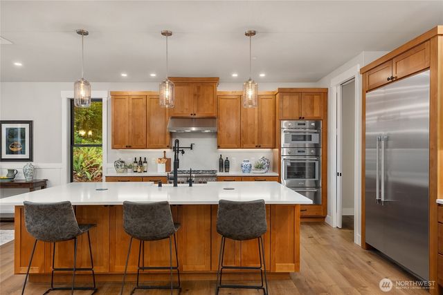 7535 NE West Port Madison Road, Bainbridge Island, WA 98110