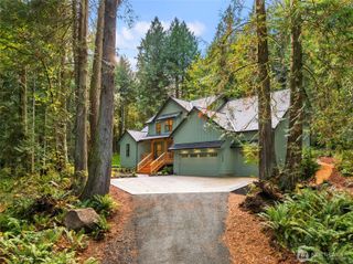 7535 NE West Port Madison Road, Bainbridge Island, WA 98110