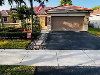 1879 Andromeda Ln, Weston, FL 33327