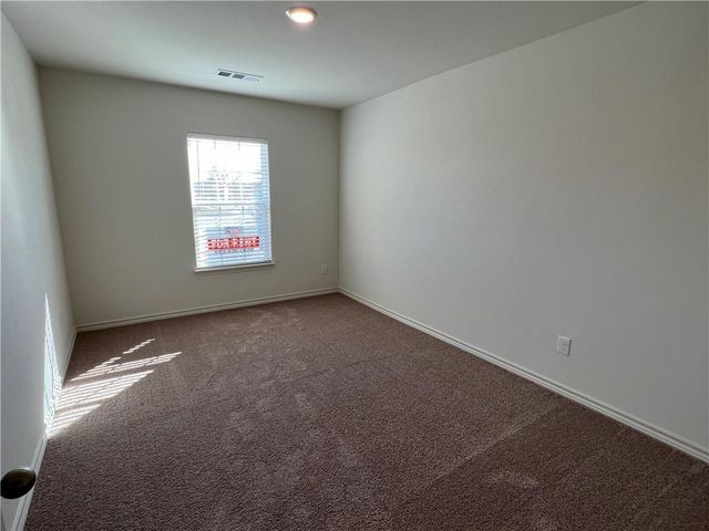 364 Crescent Park DR, Jarrell, TX 76537