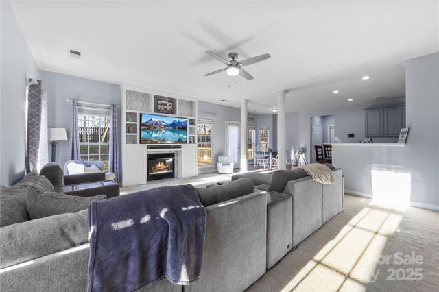 12313 Westbury Glen Court, Charlotte, NC 28262