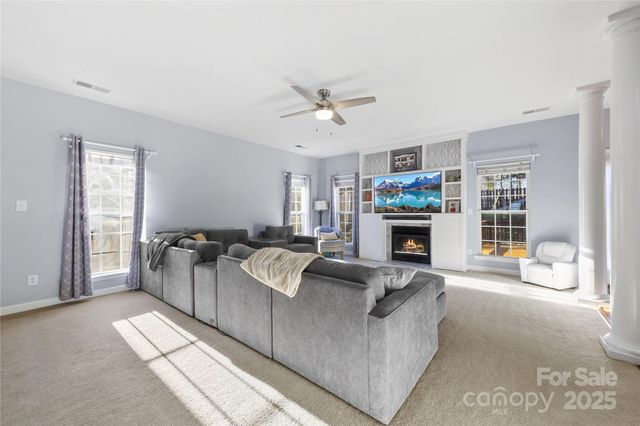 12313 Westbury Glen Court, Charlotte, NC 28262