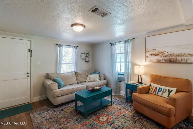 820 Regnault Avenue, Gulfport, MS 39501