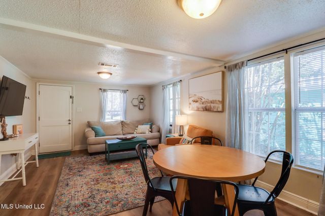 820 Regnault Avenue, Gulfport, MS 39501