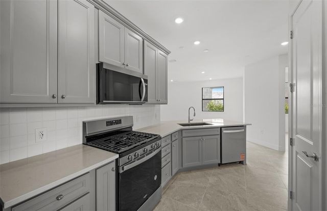 18604 HARBOR SANDS PLACE, Lakewood Ranch, FL 34211