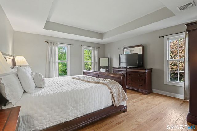 1 Jensen Farm Road, Oxford, CT 06478