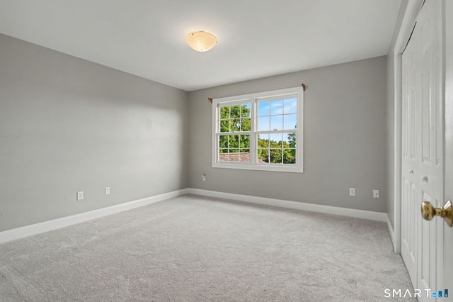 1 Jensen Farm Road, Oxford, CT 06478