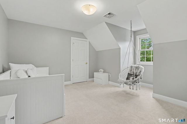 1 Jensen Farm Road, Oxford, CT 06478