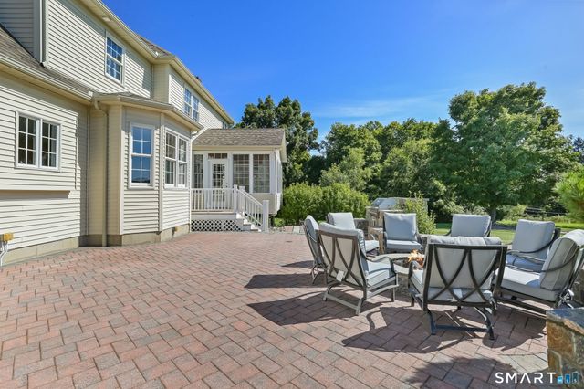 1 Jensen Farm Road, Oxford, CT 06478