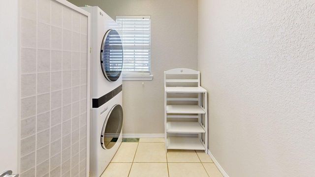 970 Gulfview Drive, Crystal Beach, TX 77650