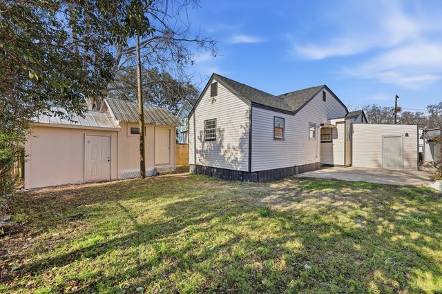 2211 Garfield Street, North Charleston, SC 29405