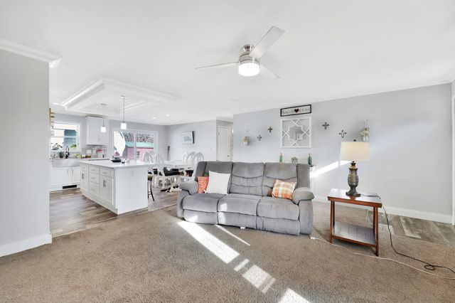 216 W Vine St, Leon, KS 67074