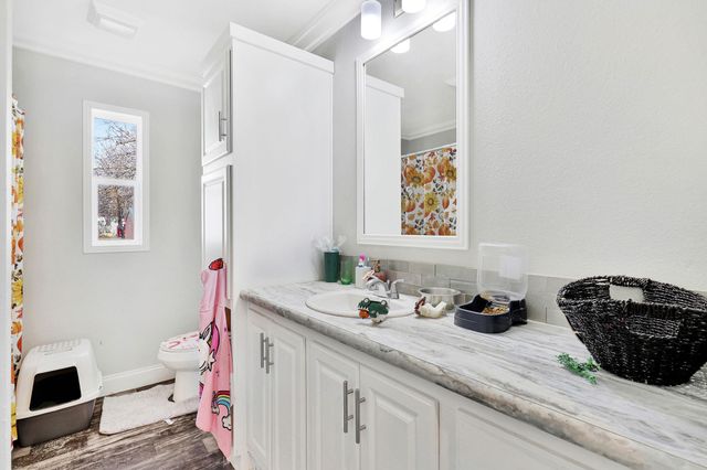 216 W Vine St, Leon, KS 67074