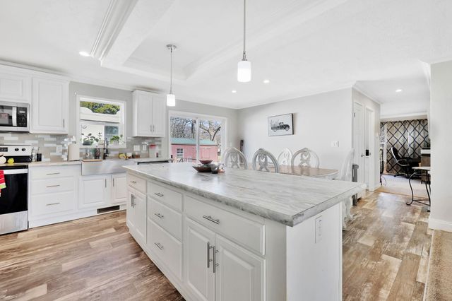 216 W Vine St, Leon, KS 67074