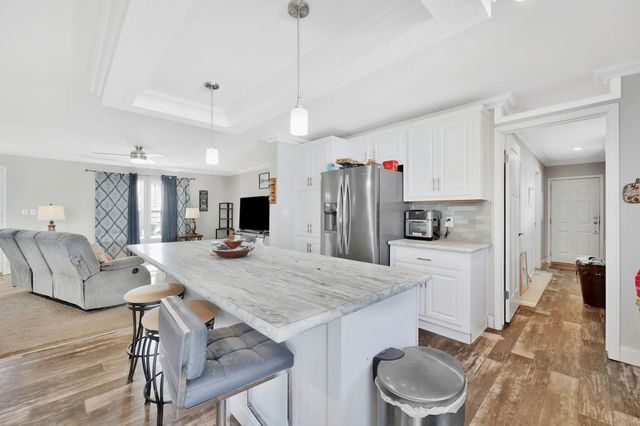 216 W Vine St, Leon, KS 67074