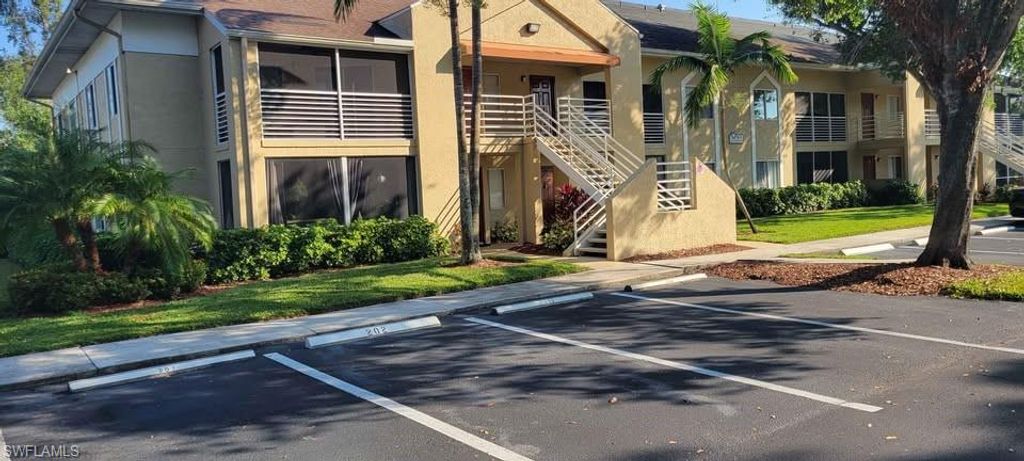 3110 Seasons WAY # 204, Estero, FL 33928