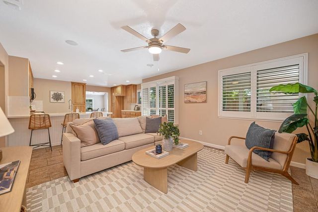 9170 Malden Ct, Elk Grove, CA 95624