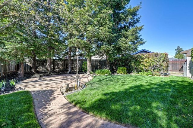 9170 Malden Ct, Elk Grove, CA 95624