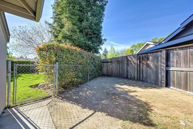 9170 Malden Ct, Elk Grove, CA 95624