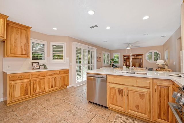 9170 Malden Ct, Elk Grove, CA 95624