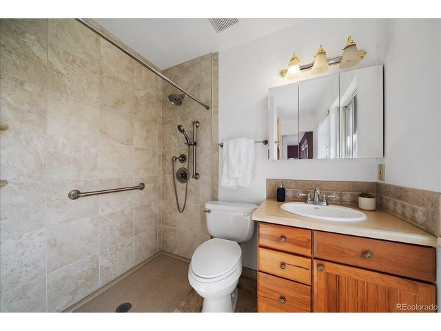 6477 S Hill St, Littleton, CO 80120