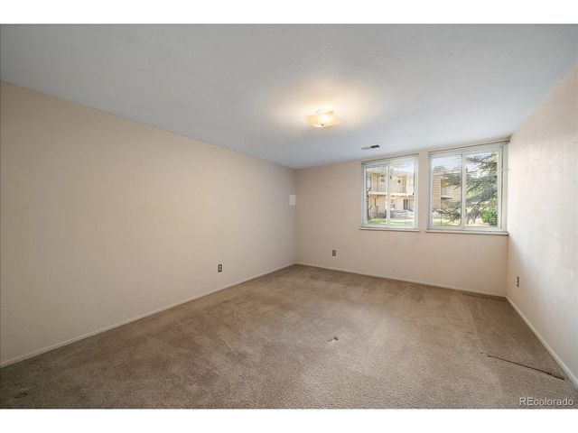 6477 S Hill St, Littleton, CO 80120