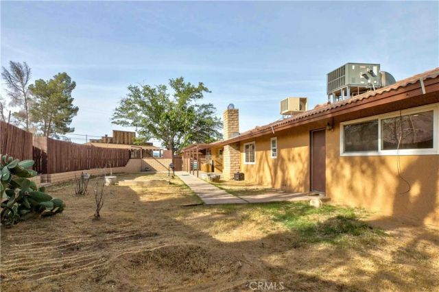 9473 Juniper, Apple Valley, CA 92308