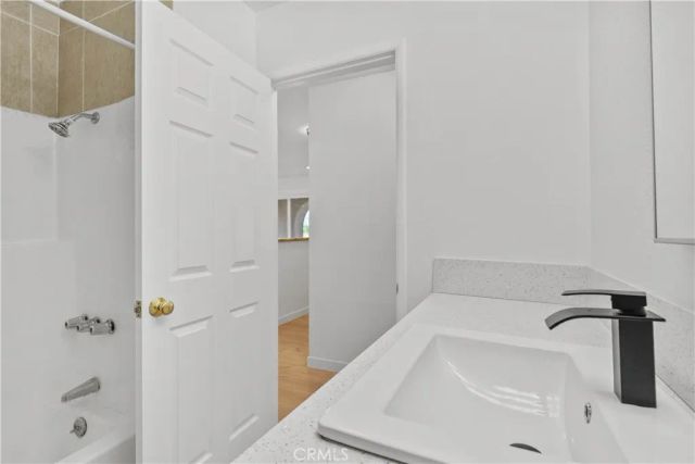 9473 Juniper, Apple Valley, CA 92308