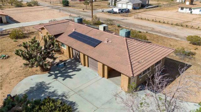 9473 Juniper, Apple Valley, CA 92308