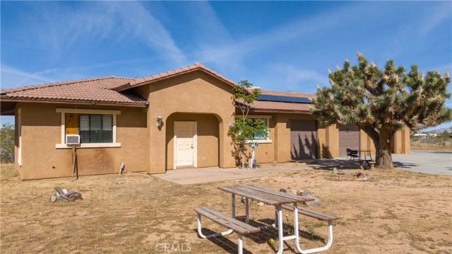 9473 Juniper, Apple Valley, CA 92308