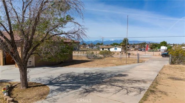 9473 Juniper, Apple Valley, CA 92308