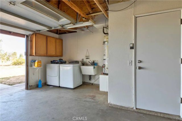 9473 Juniper, Apple Valley, CA 92308