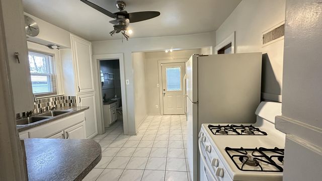 515 Storrs Street SE, Grand Rapids, MI 49507