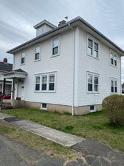 7 Exchange St, Westfield, MA 01085
