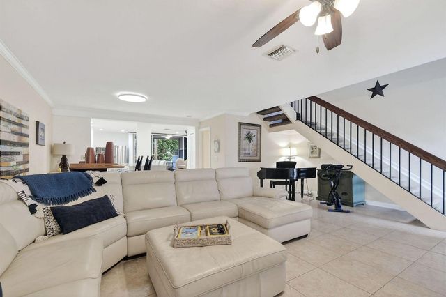 717 Ocean Dunes Circle, Jupiter, FL 33477