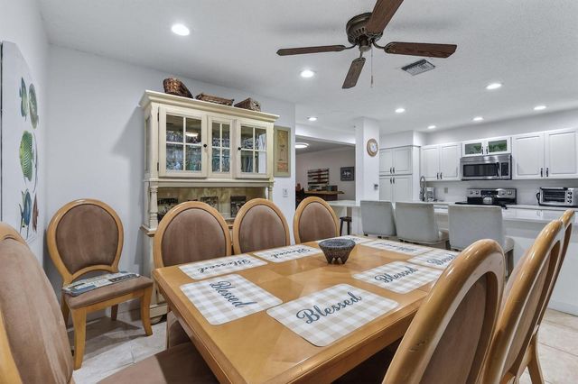 717 Ocean Dunes Circle, Jupiter, FL 33477