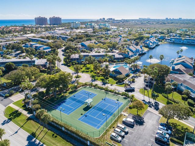 717 Ocean Dunes Circle, Jupiter, FL 33477