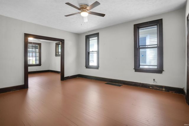 813 Jefferson Avenue, Evansville, IN 47713