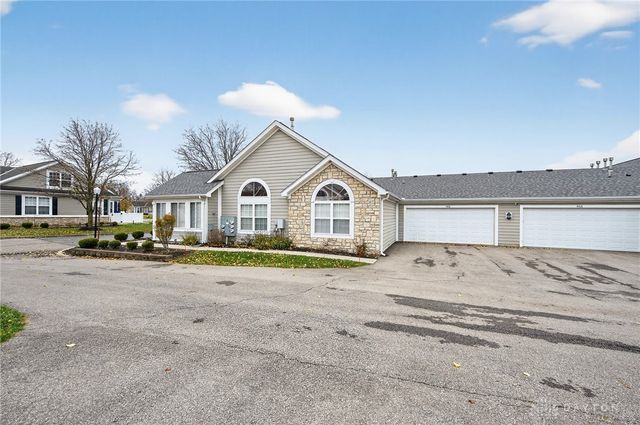 4618 Cobblestone Drive, Tipp City, OH 45371